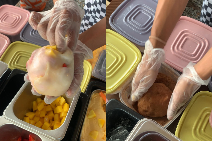 Selepas mochi dibalut, ia disalutkan dengan pelbagai jenis topping menarik.
