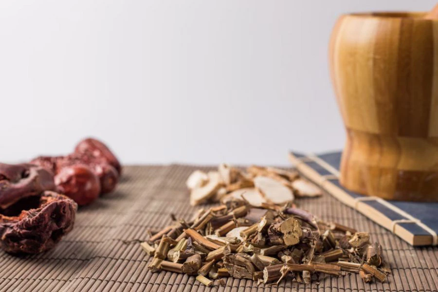 Selain tongkat ali, ginseng merah Korea juga tinggi dengan khasiat tersendiri.