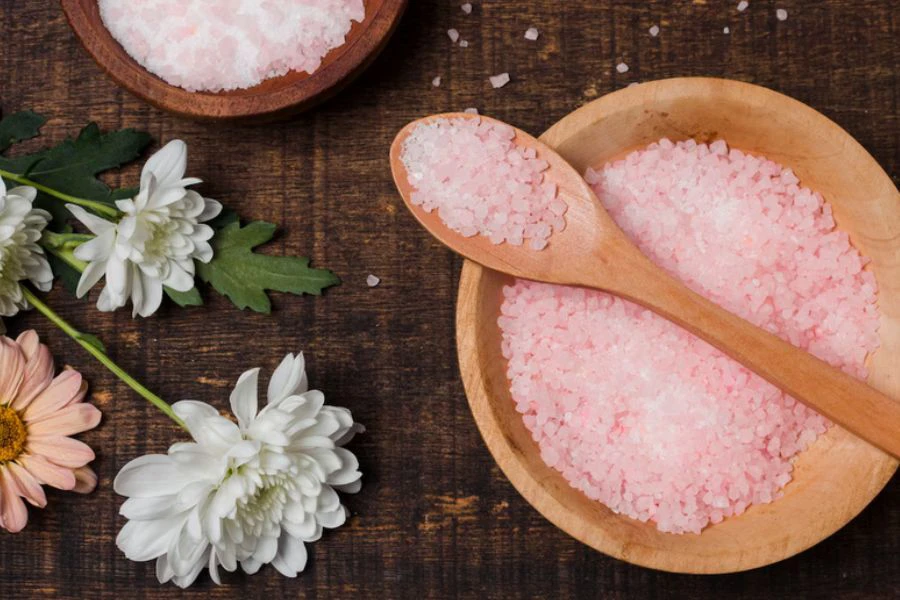 Penggunaan garam Epson dalam air rendaman kaki membantu melegakan keletihan