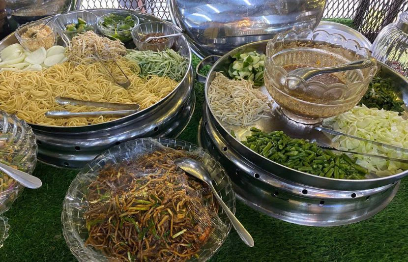 Antara menu klasik yang disajikan di Restoran Tanjung Puteri.