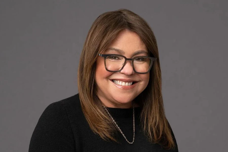 Rachael Ray merupakan satu-satunya cef dalam senarai pendapatan tertinggi tidak memiliki restoran.