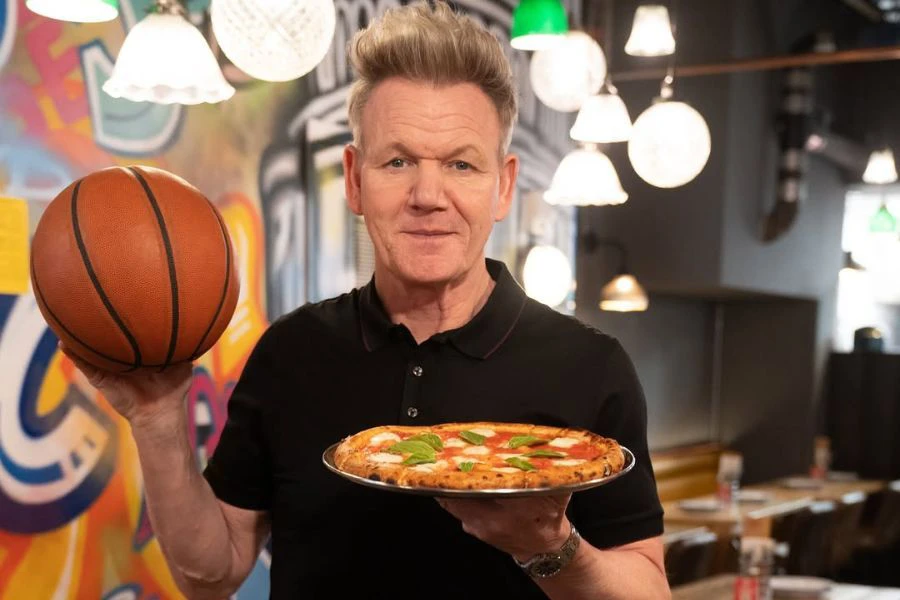 Gordon Ramsay menduduki posisi teratas sebagai 'Cef Paling Mahal di Dunia' menurut Forbes pada tahun 2024.