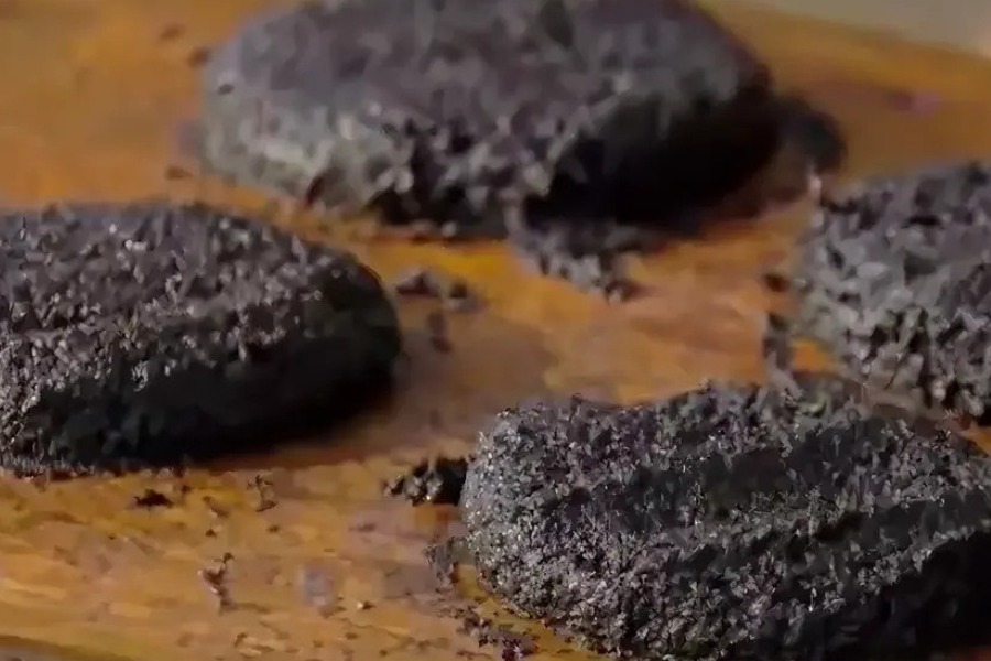 Kandungan protein dalam burger nyamuk dikatakan tujuh kali ganda lebih tinggi berbanding daging lembu.