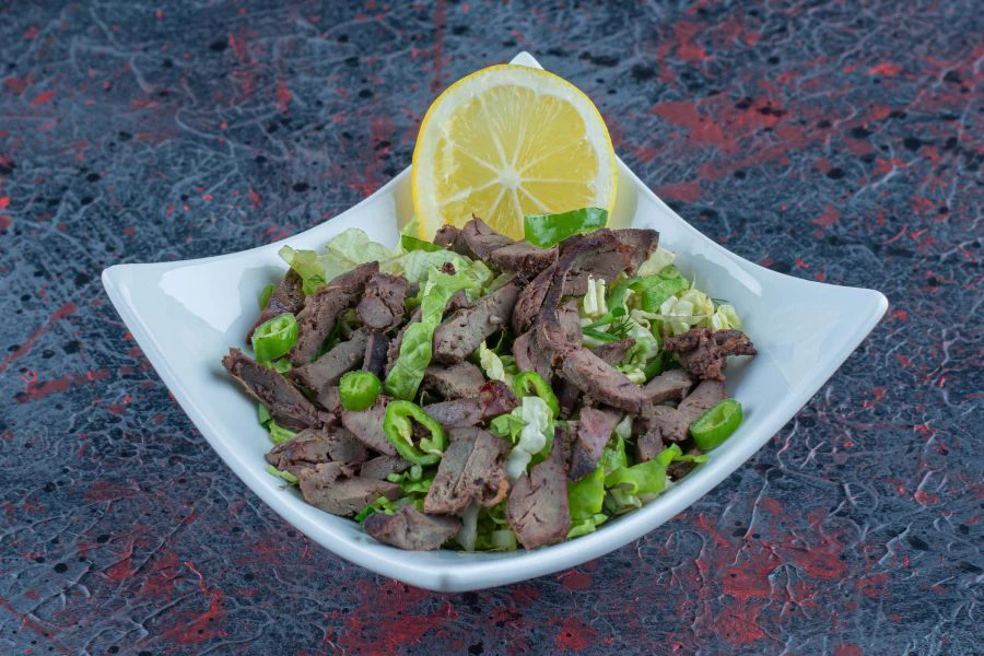 Daging kanggaru kaya dengan zat besi, zink dan omega-3 serta mempunyai tekstur lembut.