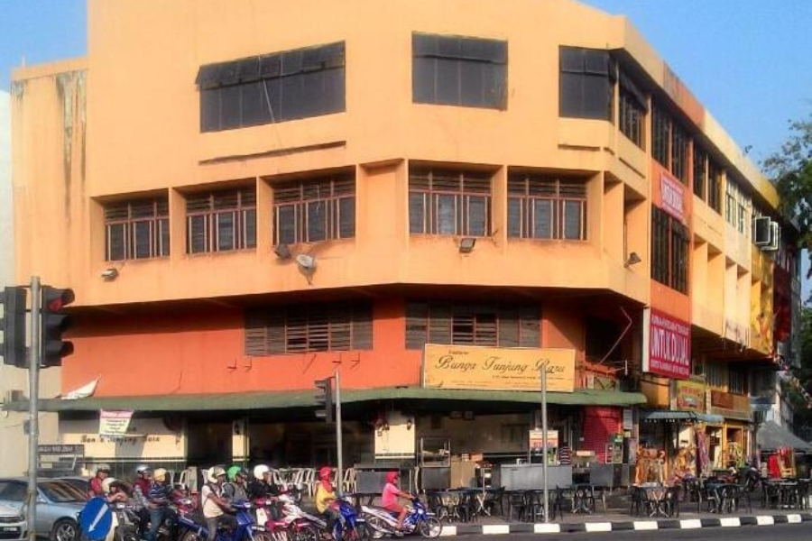 Bunga Tanjung kekal sebagai pilihan utama kerana mengekalkan rasa tradisi.