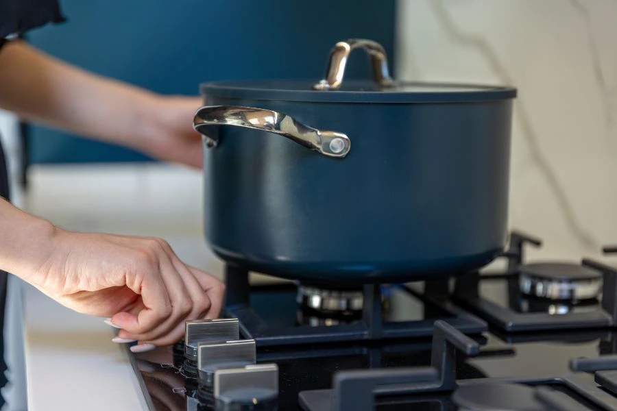 Ada petua yang lebih mudah jika tiada pressure cooker untuk merebus daging.