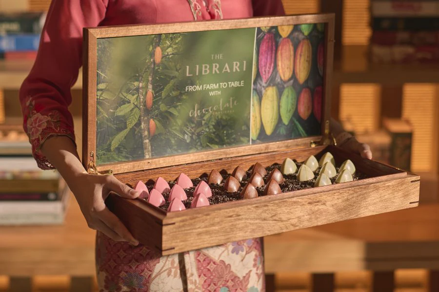 Barisan coklat dengan perisa laksa, cndol dan kekacang rangup.