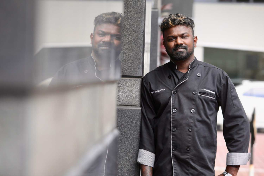 SEBAGAI pempengaruh berbangsa India, Mathan gembira dan terharu apabila video-video masakannya disambut baik oleh semua golongan masayrakat.