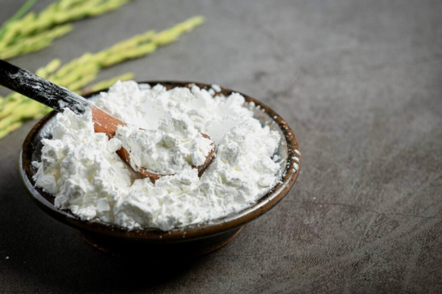 Campur soda dengan air untuk kekalkan kesegaran epal.