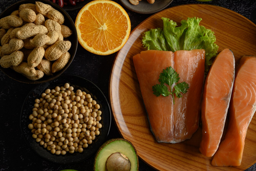 Salmon diperkaya dengan pelbagai nutrisi.