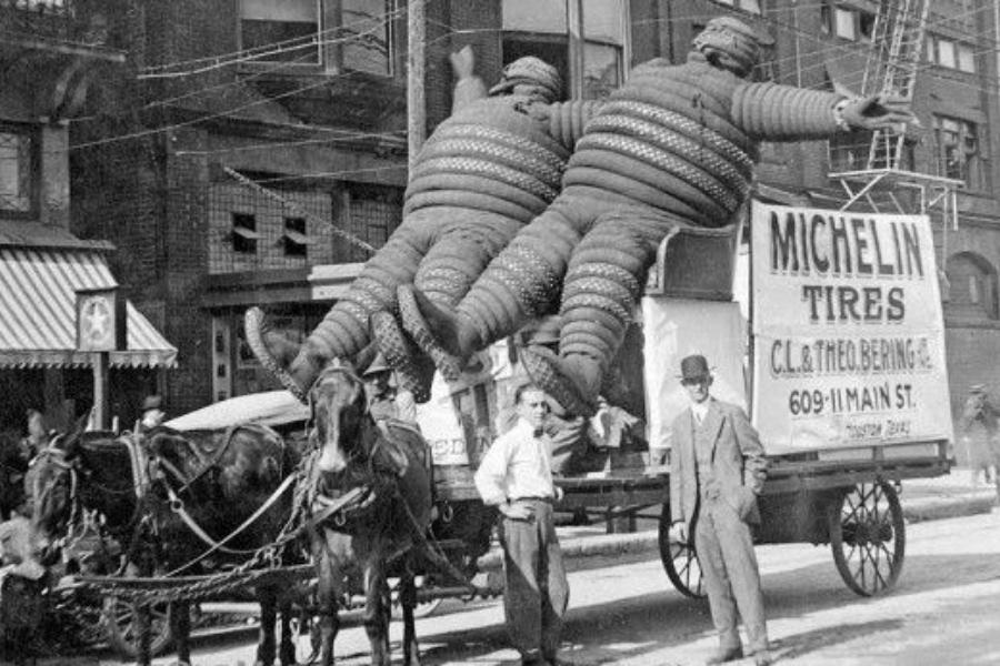 Michelin menyenaraikan tempat makan sedap dalam buku panduan.