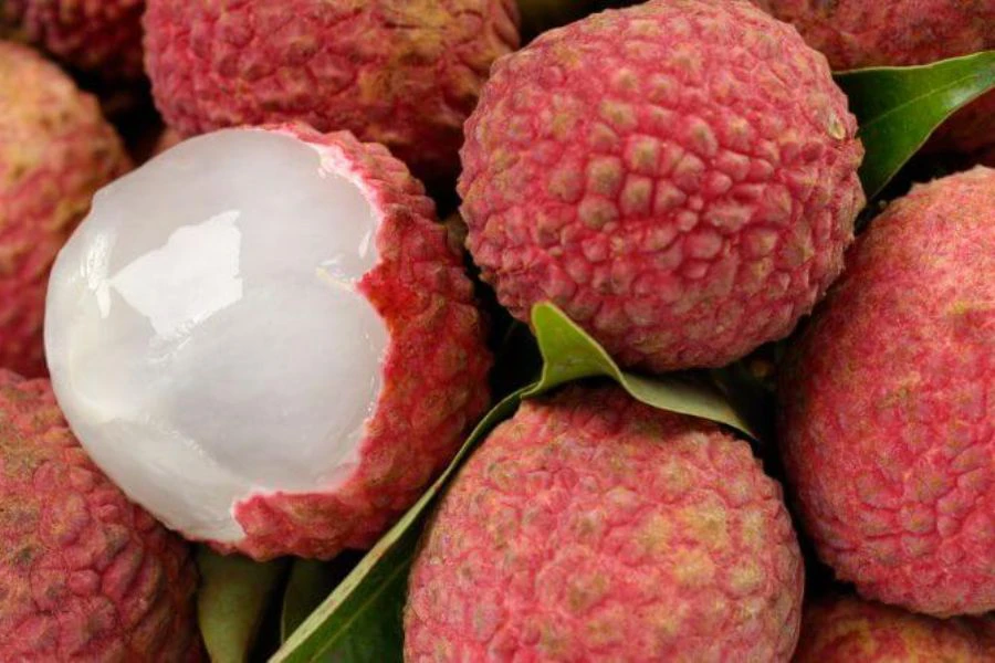 Asid phytic dalam buah laici adalah rendah berbanding sayuran jenis kekacang dan bijirin.