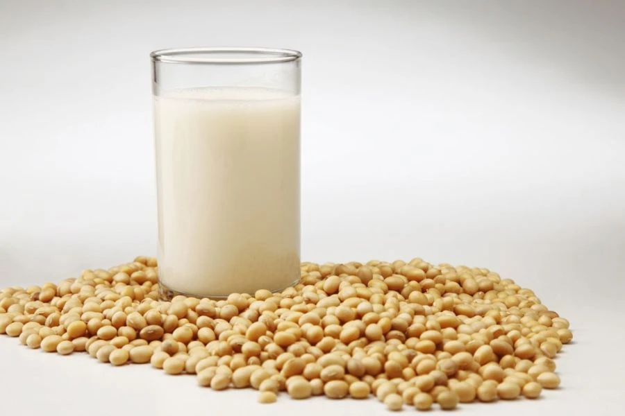 Kandungan saponin banyak ditemui dalam kacang soya.