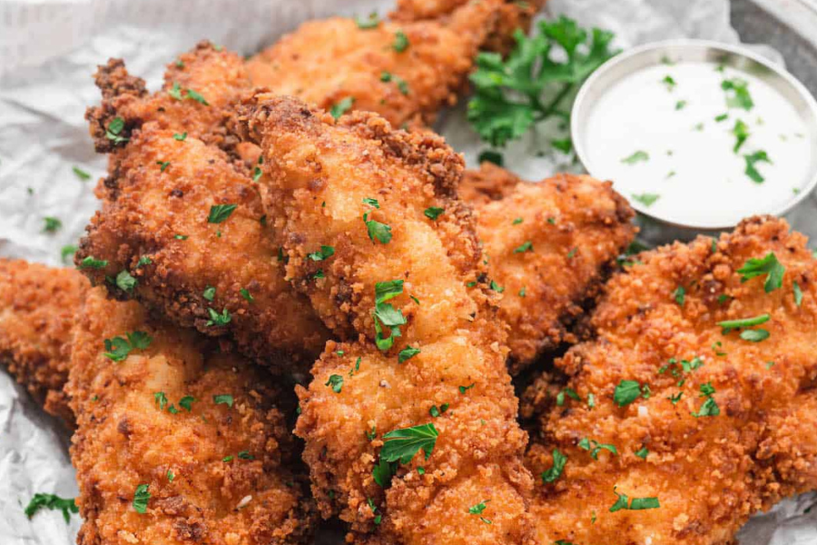 Chicken tender digemari kerana tekstur rangup di luar dan juicy di dalam.