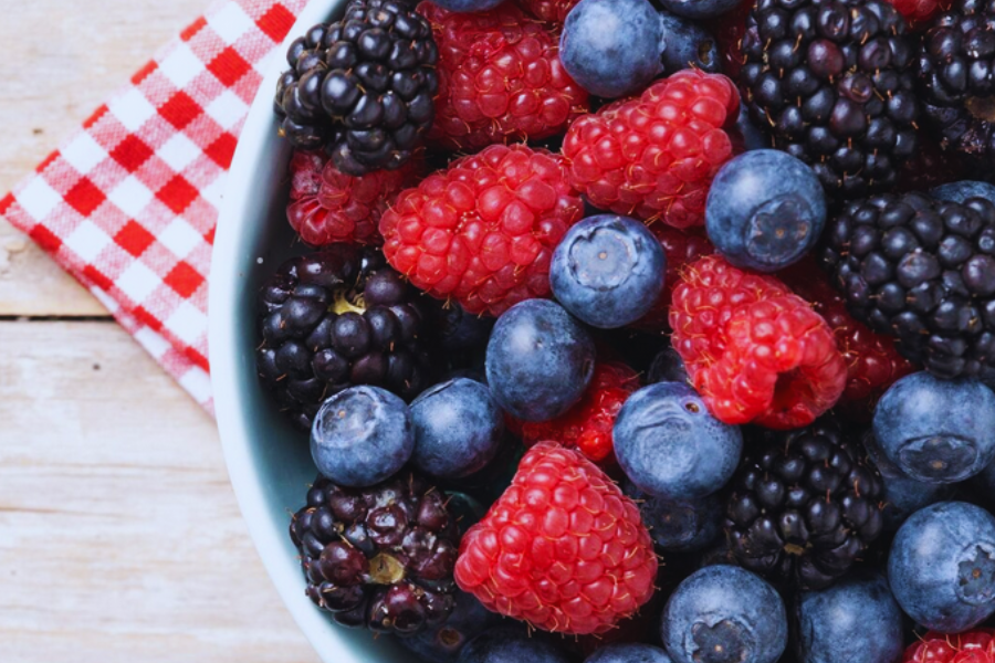 Buah beri dikenali dengan kandungan antioksidan tinggi baik untuk kesihatan.