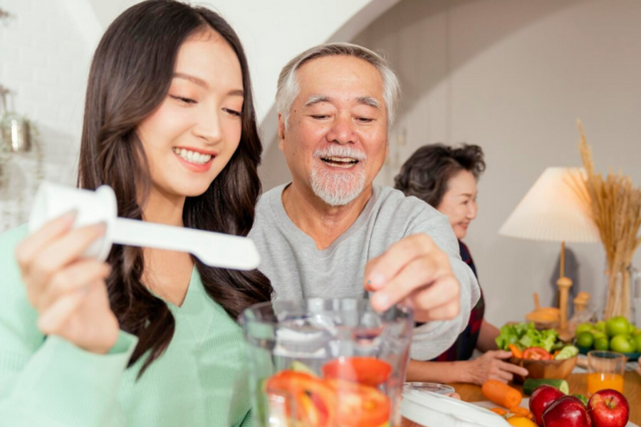 Masak bersama dapat membuatkan warna emas rasa dihargai.