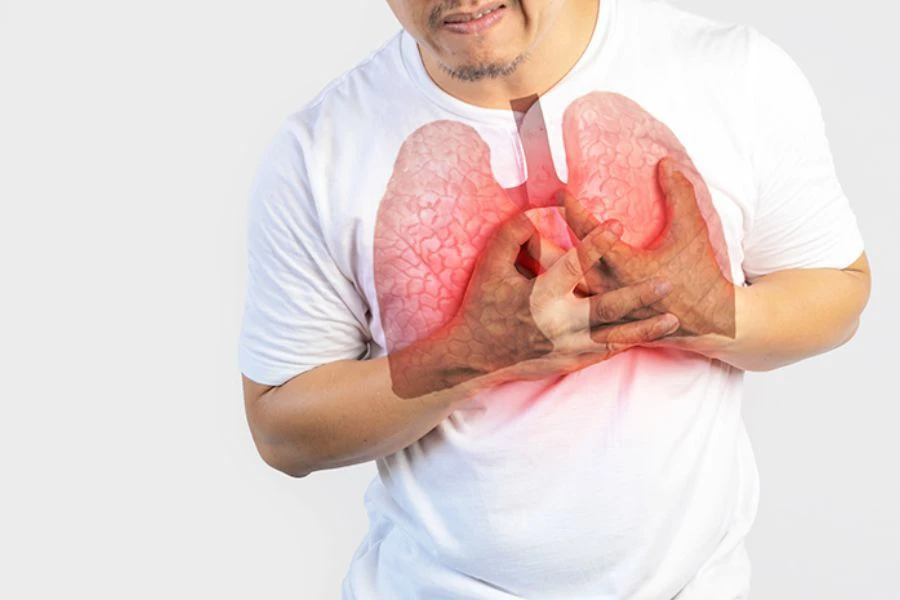 Jangkitan pada paru-paru menghasilkan bahan kimia yang dibawa keluar melalui nafas.