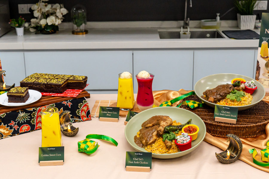 Koleksi istimewa ini menampilkan pilihan hidangan istimewa.