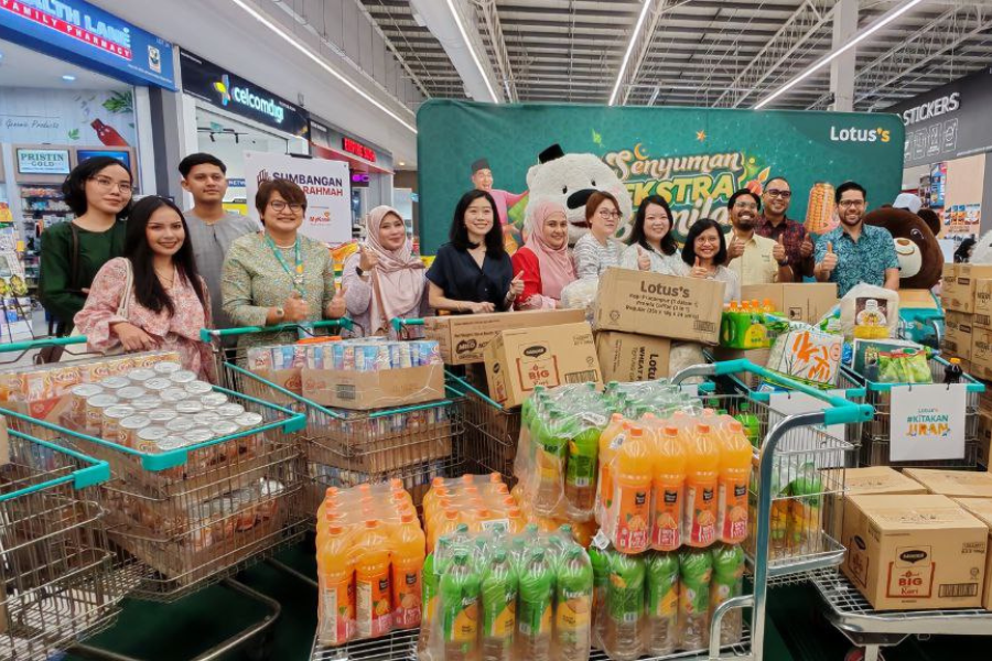 Sebanyak 1,300 kilogram barangan keperluan asas telah dikumpul menerusi aktiviti interaktif Shop for Good Challenge untuk diedarkan kepada keluarga memerlukan.