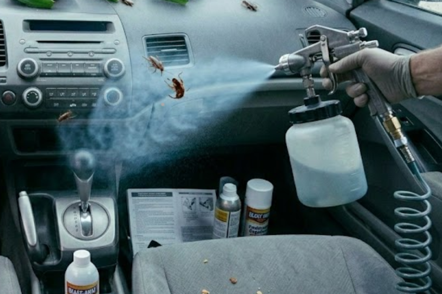 Lebih baik guna penghalau lipas khusus tersedia dipasaran. 