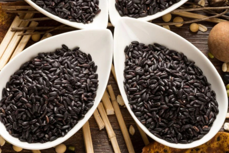 Pulut hitam lagi tinggi antioksidan daripada pulut biasa.