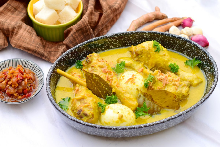 Pemakanan berlemak berlebihan boleh menyebabkan perut tidak selesa.