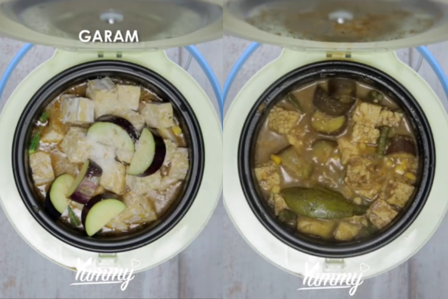 Kuah lodeh sayur versi periuk nasi tak kalah rasa sedapnya macam masak cara biasa.