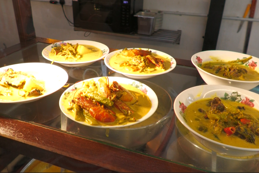 Pelbagai pilihan menu masak lemak salai.