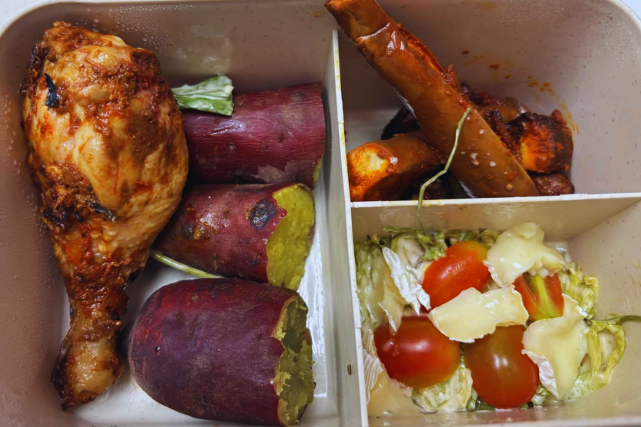 Doktor ini menggunakan ubi keledek sebagai sumber karbohidrat menggantikan nasi.