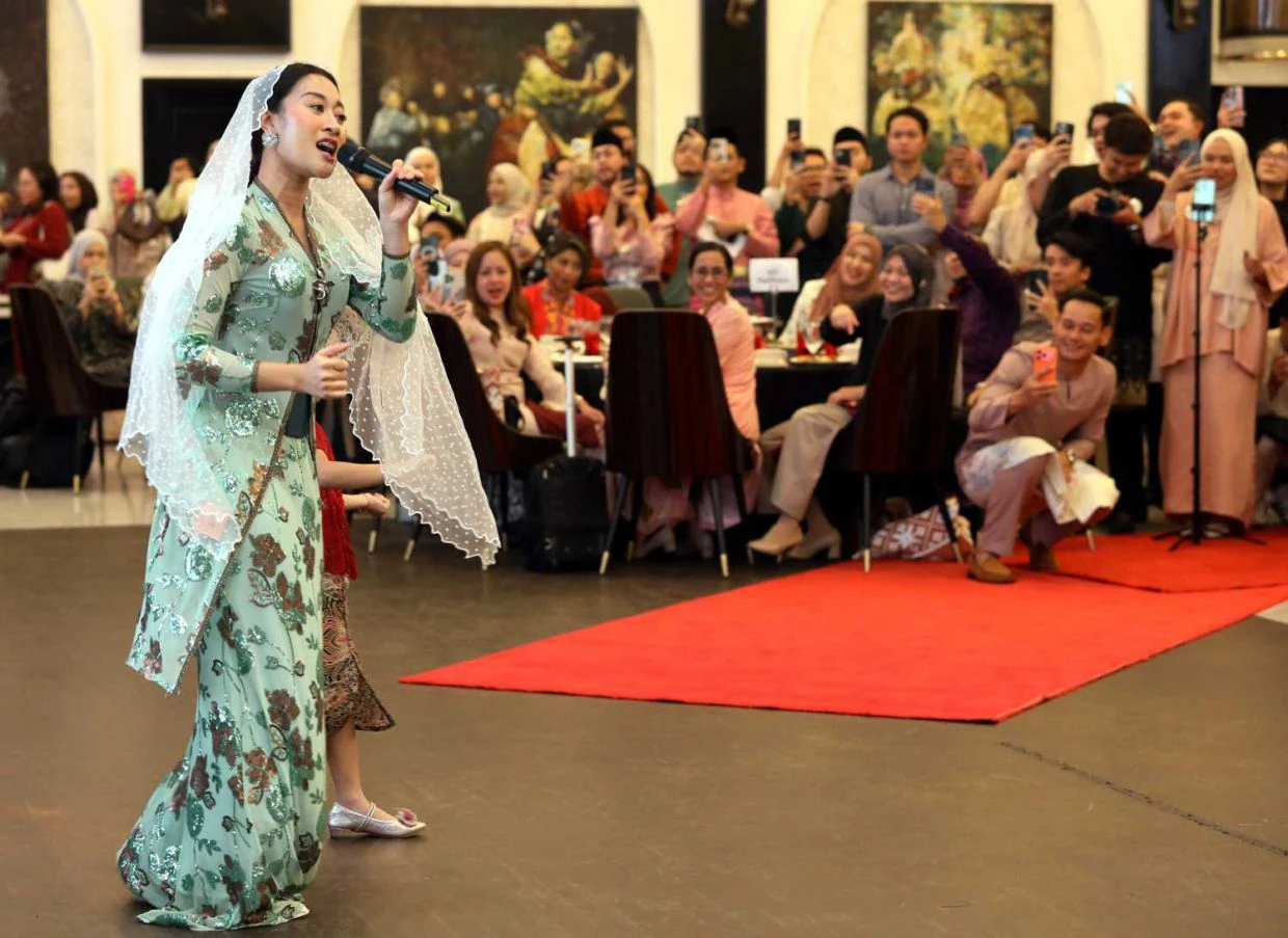 Rumah Terbuka Next Level menggabungkan 3 produk Melayu sempena sambutan 55 tahun Star Media Group Bhd. — AZLINA ABDULLAH/The Star