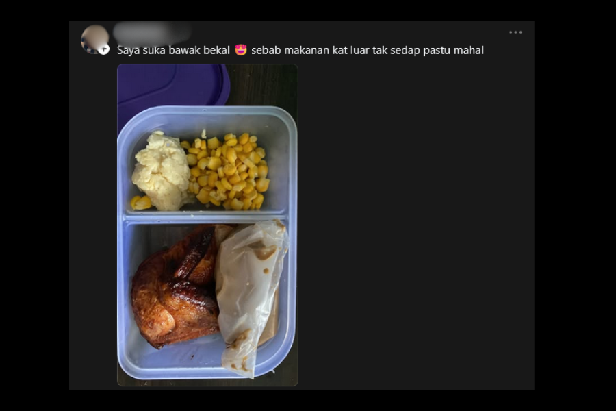 Seorang suami bangga dengan bekal dibawa ke pejabat.