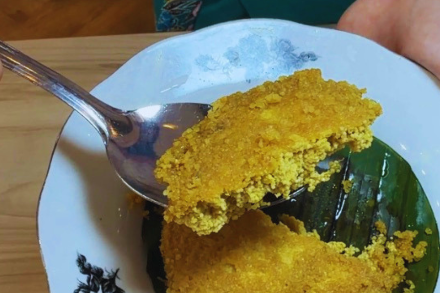 Telur ikan loma antara menu jarang jumpa ditawarkan di Dulang Tokwan, Eco Majestic, Semenyih.