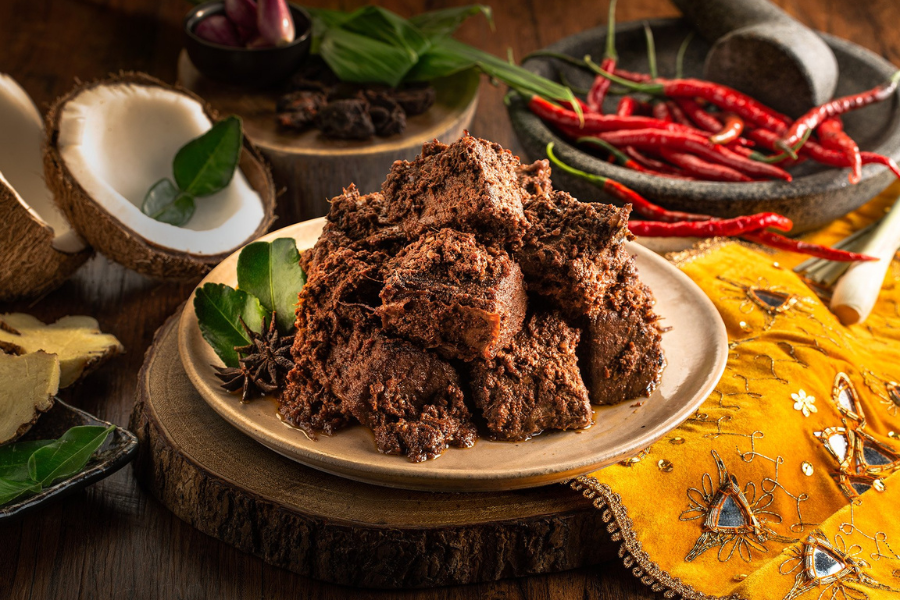 Rendang juga termasuk dalam senarai cadangan makanan yang bakal diwartakan di Selangor.