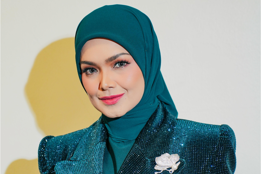 Penyanyi nombor satu negara terus mengukuhkan nama sebagai artis paling berpengaruh di Malaysia.