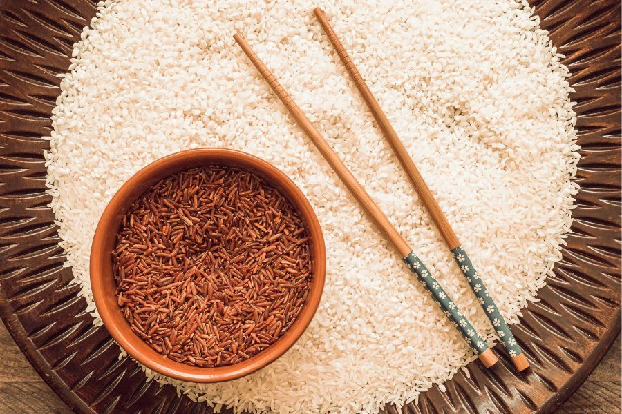 Pakar pemakanan menjelaskan bahawa kebanyakan jenis beras mempunyai kandungan hampir sama dari segi pengambilan kecuali beras pulut.