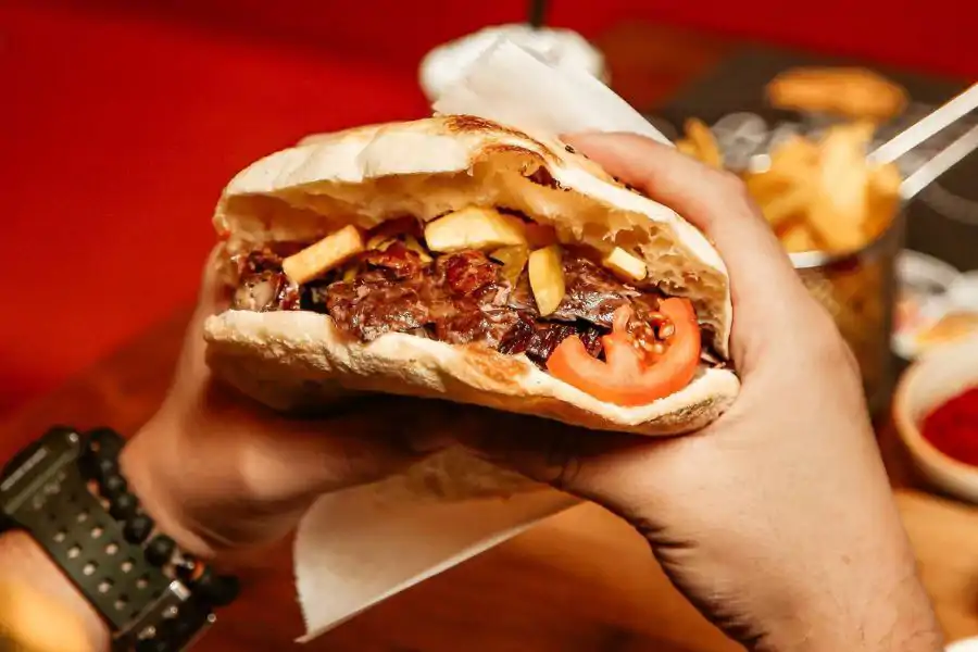 Kebab kini sebahagian daripada budaya makanan masyarakat Jerman.